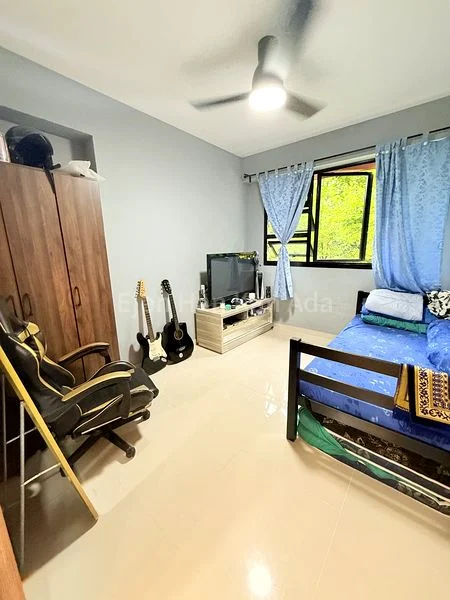 5 Room (5I) HDB for Sale in  463A Bukit Batok Street 41 - Image 14