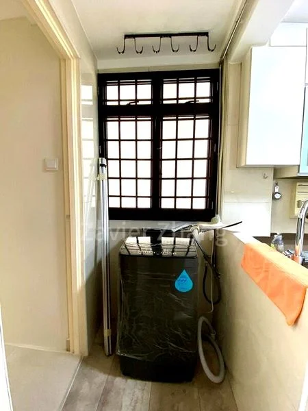 3 Room (3STD) HDB for Rent in  5 Jalan Batu - Image 3