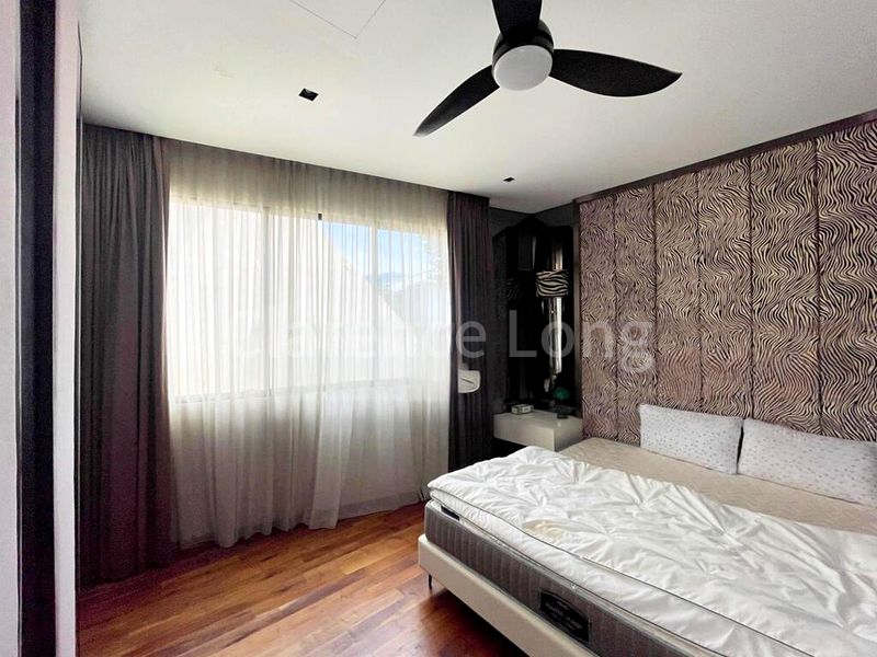 6 Bed Semi-Detached House (Landed) for Rent in  Green Lane - Image 9