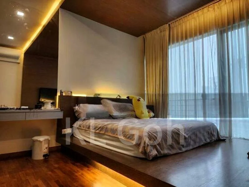 6 Bed Semi-Detached House (Landed) for Sale in  Grosvenor View - Image 2