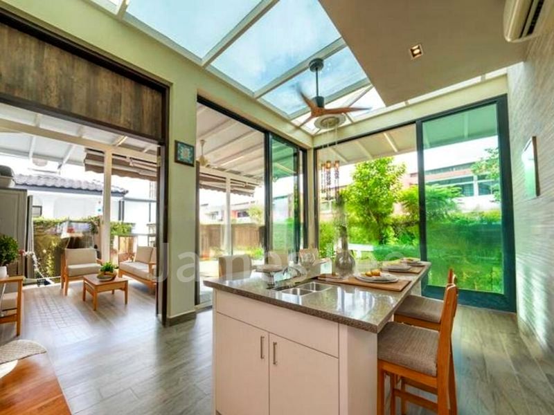 5 Bed Corner Terrace (Landed) for Sale in  Faber Crest - Image 8