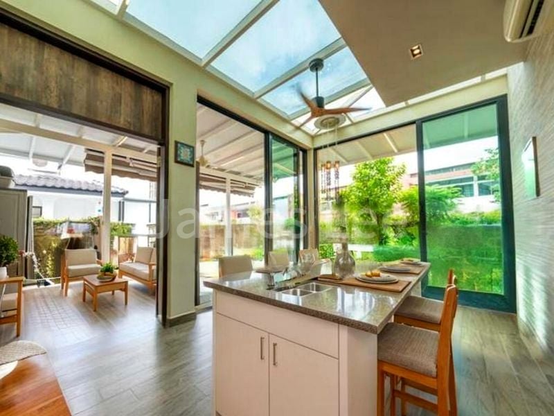 5 Bed Corner Terrace (Landed) for Sale in  Faber Crest - Image 3