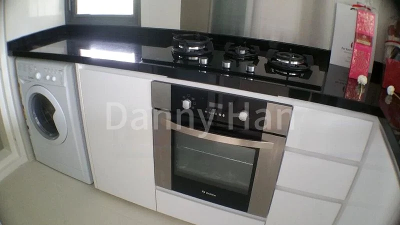 1 Bed Condo for Rent in  Waterfront Isle - Image 3