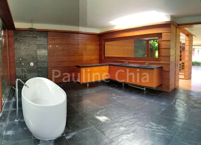 6 Bed Good Class Bungalow (Landed) for Rent in Cluny Road - Image 9