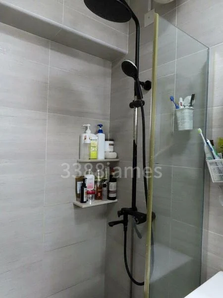 5 Room (5I) HDB for Rent in 18 Dover Crescent - Image 6