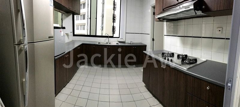 Room (Condo) for Rent in Avon Park - Image 4