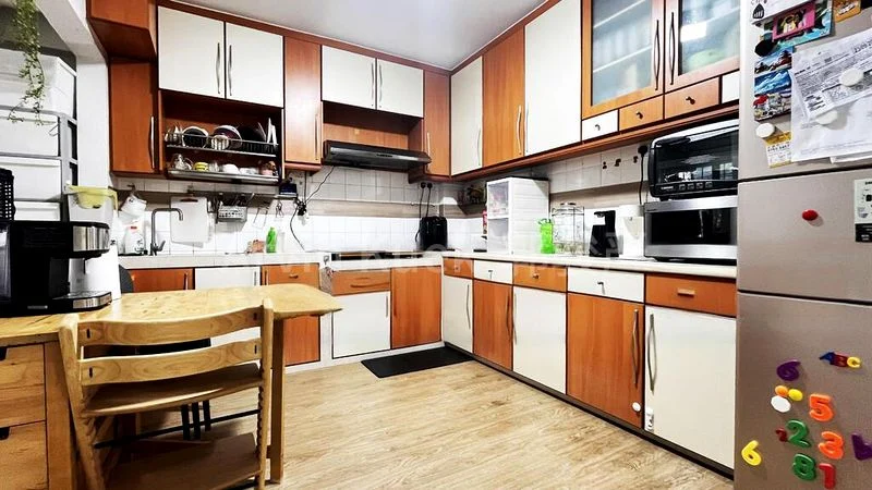 5 Room (5I) HDB for Sale in  836 Woodlands Street 83 - Image 8