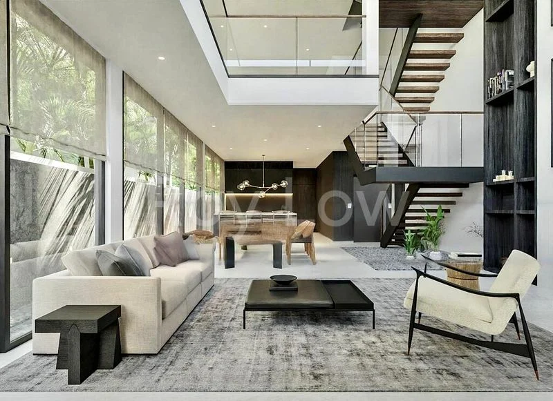 7 Bed Corner Terrace (Landed) for Sale in  Highland Close - Image 1