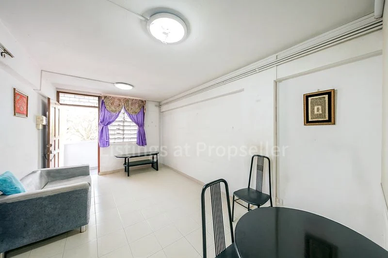 3 Room (3STD) HDB for Sale in 84 Commonwealth Close - Image 3