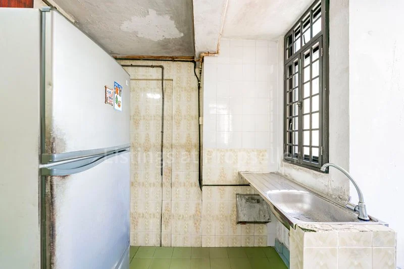 3 Room (3STD) HDB for Sale in 84 Commonwealth Close - Image 4