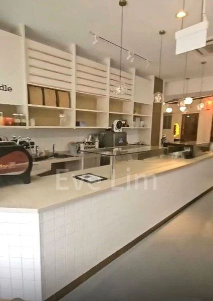 Food & Beverage for Rent: Kadayanallur Street - Image 1