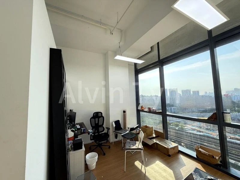 Office for Rent: Woods Square - Image 1