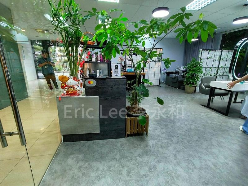 Other Retail for Rent: The Mezzo - Image 2