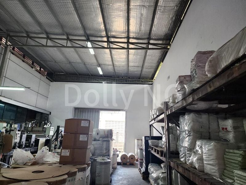 Corner Terrace with 2 Access Points - Image 3