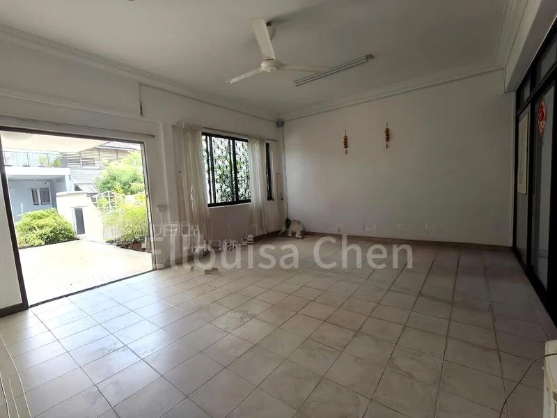 4 Bed Terraced House (Landed) for Rent in  Pine Court - Image 4