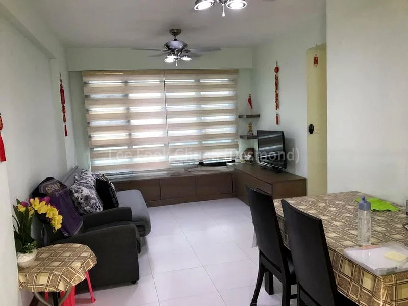 3 Room (3A) HDB for Rent in  333D Yishun Street 31 - Image 2