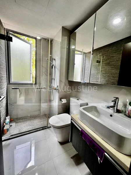 5 Bed Cluster House (Landed) for Sale in  Hillsta - Image 8