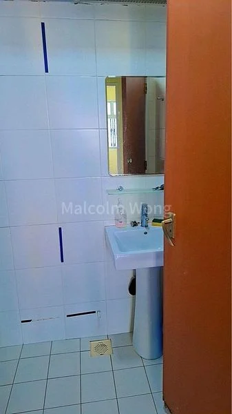 Common Room (HDB) for Rent in  494D Tampines Street 43 - Image 4