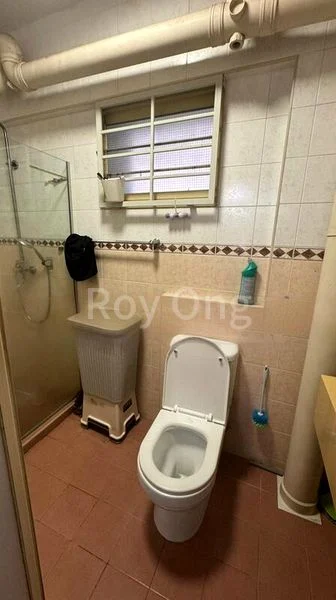 Executive HDB for Sale in  111 Edgefield Plains - Image 5