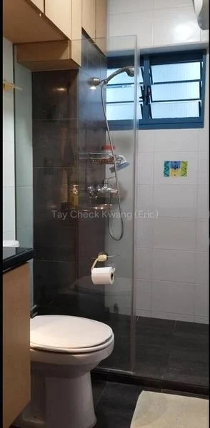 Shop / Shophouse for Rent: 183 Toa Payoh Central - Image 1
