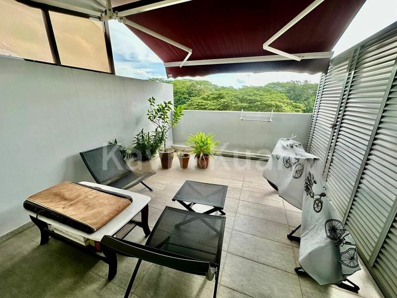 6 Bed Terraced House (Landed) for Sale in  Jalan Kayu Estate - Image 9