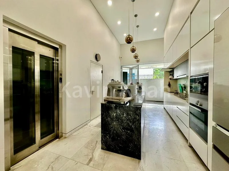 6 Bed Terraced House (Landed) for Sale in  Jalan Kayu Estate - Image 3