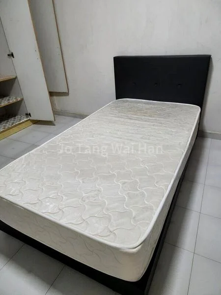 Common Room (HDB) for Rent in  510 West Coast Drive - Image 1