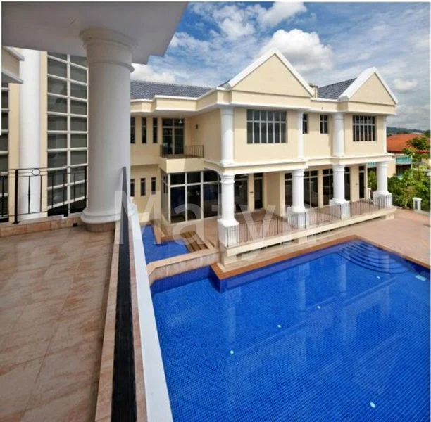 6 Bed Bungalow (Landed) for Rent in  Villas Holland - Image 2