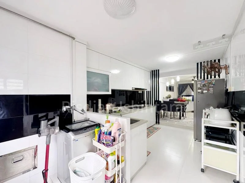 3 Room (3NG) HDB for Sale in  706 Yishun Avenue 5 - Image 8