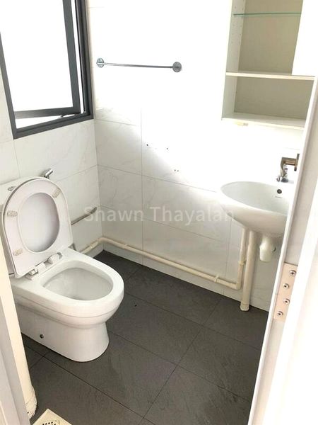 UB. One: Light Industrial (B1) for Rent: 1,200 sqft Shop at 1 Ubi Road 1, #01-09 - Image 8