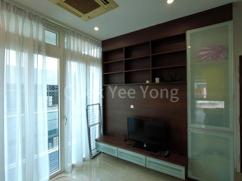 1 Bed Apartment (Condo) for Sale in Carlyx Residence - Image 2