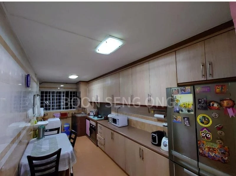 5 Room (5I) HDB for Rent in  770 Yishun Avenue 3 - Image 3
