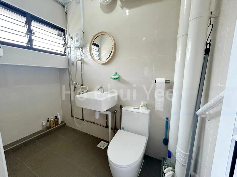 Room (HDB) for Rent in  87 Redhill Close - Image 3