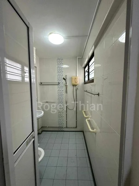 4 Room (4S) HDB for Sale in  151 Bedok Reservoir Road - Image 8