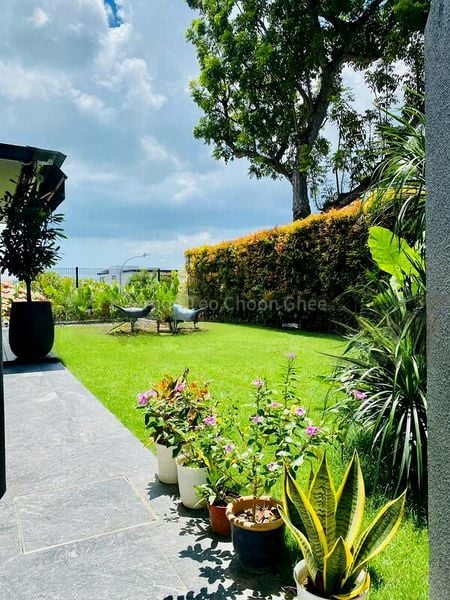 5 Bed Bungalow (Landed) for Sale in  Siglap Bank - Image 1