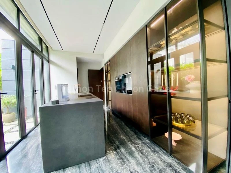 5 Bed Bungalow (Landed) for Sale in  Siglap Bank - Image 4