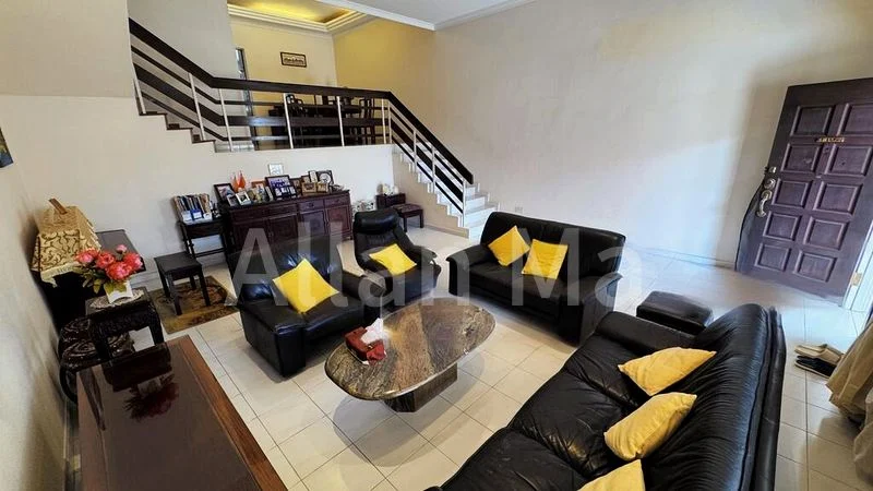 4 Bed Terraced House (Landed) for Sale in  Eastlink - Image 1