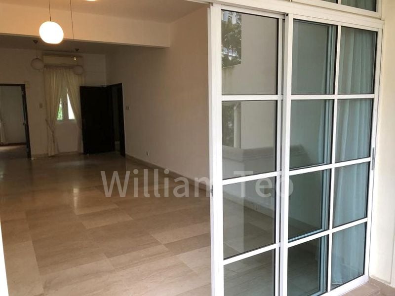 4 Bed Condo for Rent in  La Suisse II - Image 9