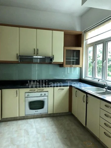 4 Bed Condo for Rent in  La Suisse II - Image 4