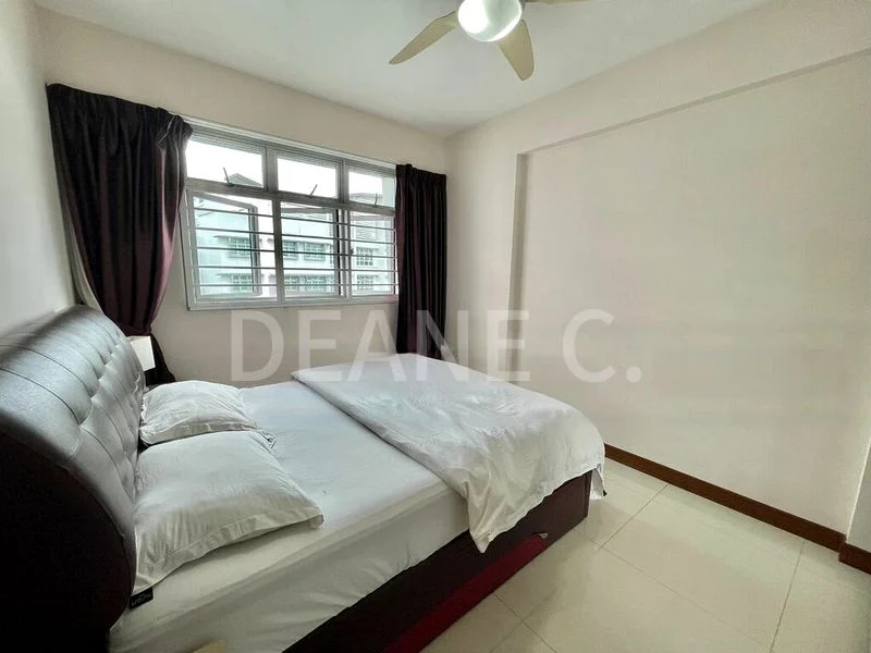 4 Room (4A) HDB for Sale in  672D Edgefield Plains - Image 7