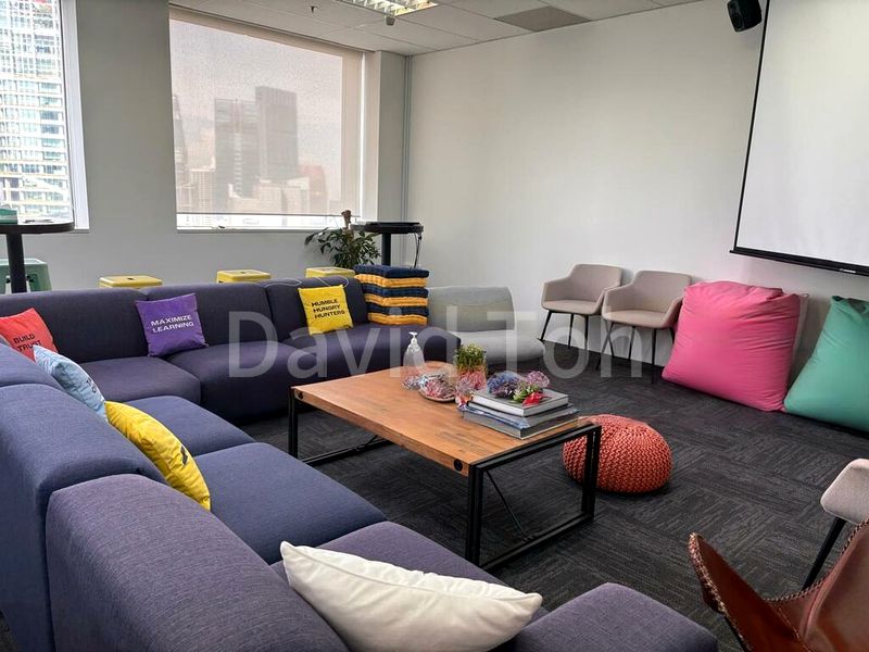 Modern, Fitted Office at Raffles Place - Image 6