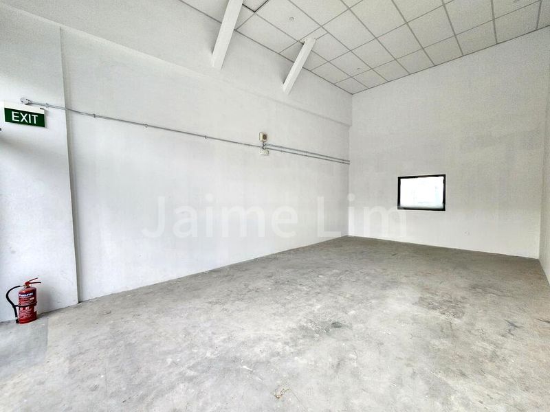 Inspace: Light Industrial (B1) for Sale: 2,500 Sq Ft Unit, 2 Car Spaces, on Ashmore Road - Image 9