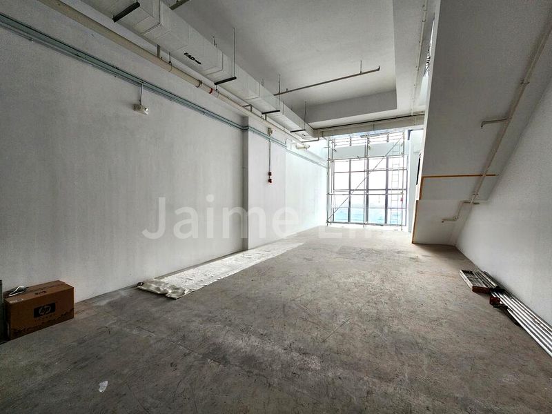 Inspace: Light Industrial (B1) for Sale: 2,500 Sq Ft Unit, 2 Car Spaces, on Ashmore Road - Image 4