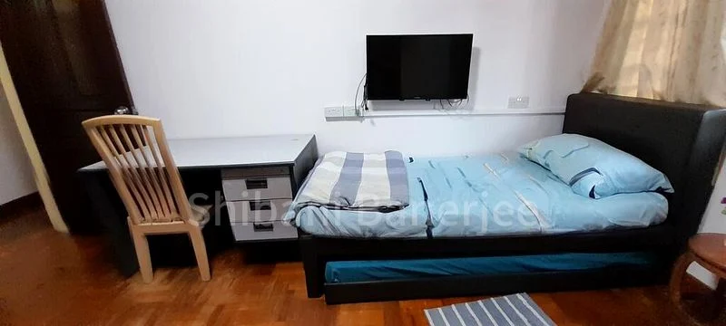 Master Room (Landed) for Rent in  Hong Leong Garden - Image 6