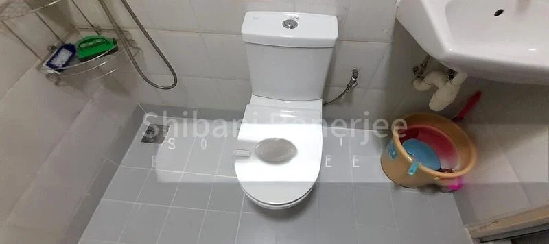 Master Room (Landed) for Rent in  Hong Leong Garden - Image 9