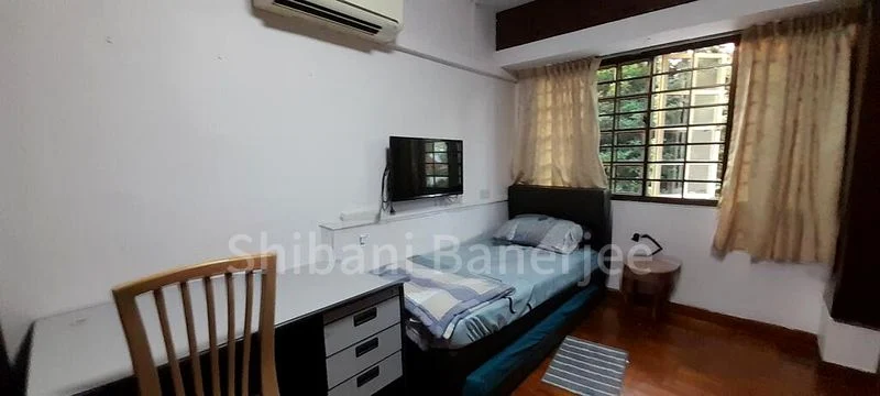 Master Room (Landed) for Rent in  Hong Leong Garden - Image 5