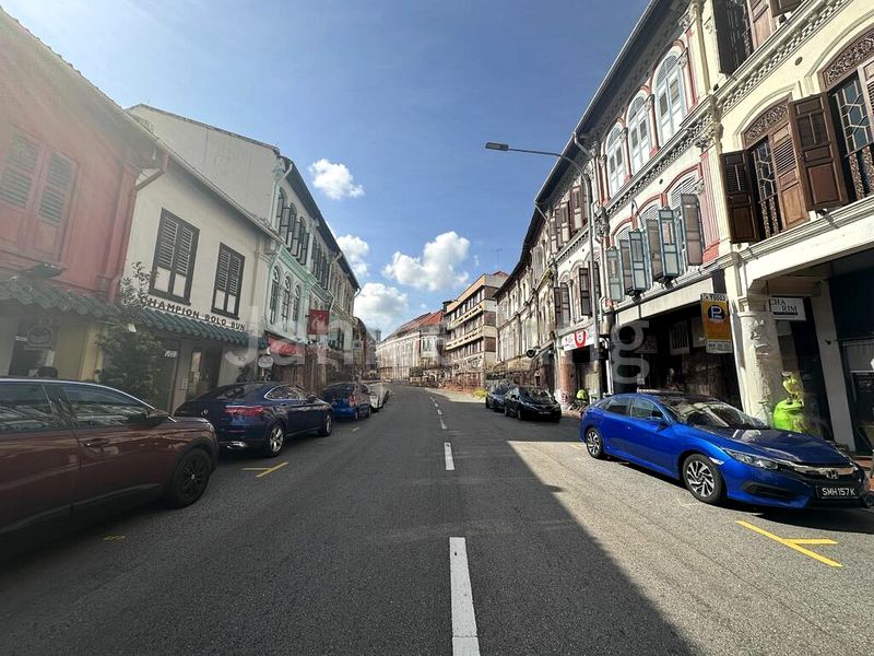 Shop / Shophouse for Sale: Prime location with high human traffic - Image 6