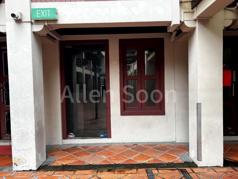 Shop / Shophouse for Rent: Prinsep Place - Image 2