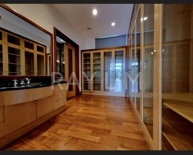 6 Bed Bungalow (Landed) for Rent in  Villas Holland - Image 8