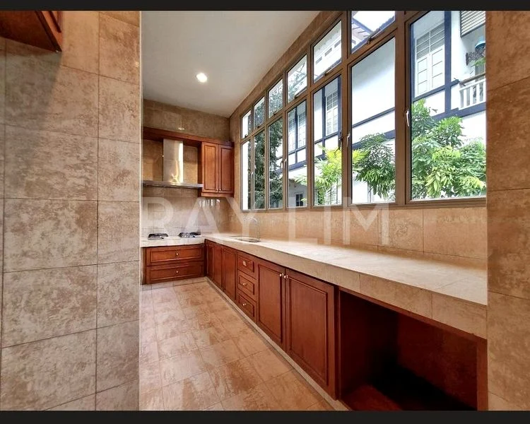 6 Bed Bungalow (Landed) for Rent in  Villas Holland - Image 7